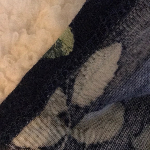 Floral skirt - Picture 3 of 3